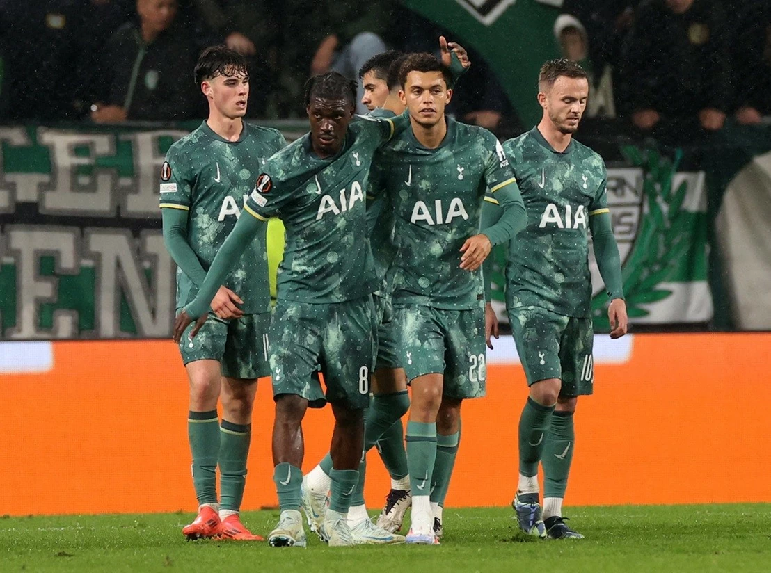 Bảng xếp hạng Europa League: Tottenham bay cao, MU ở thế báo động